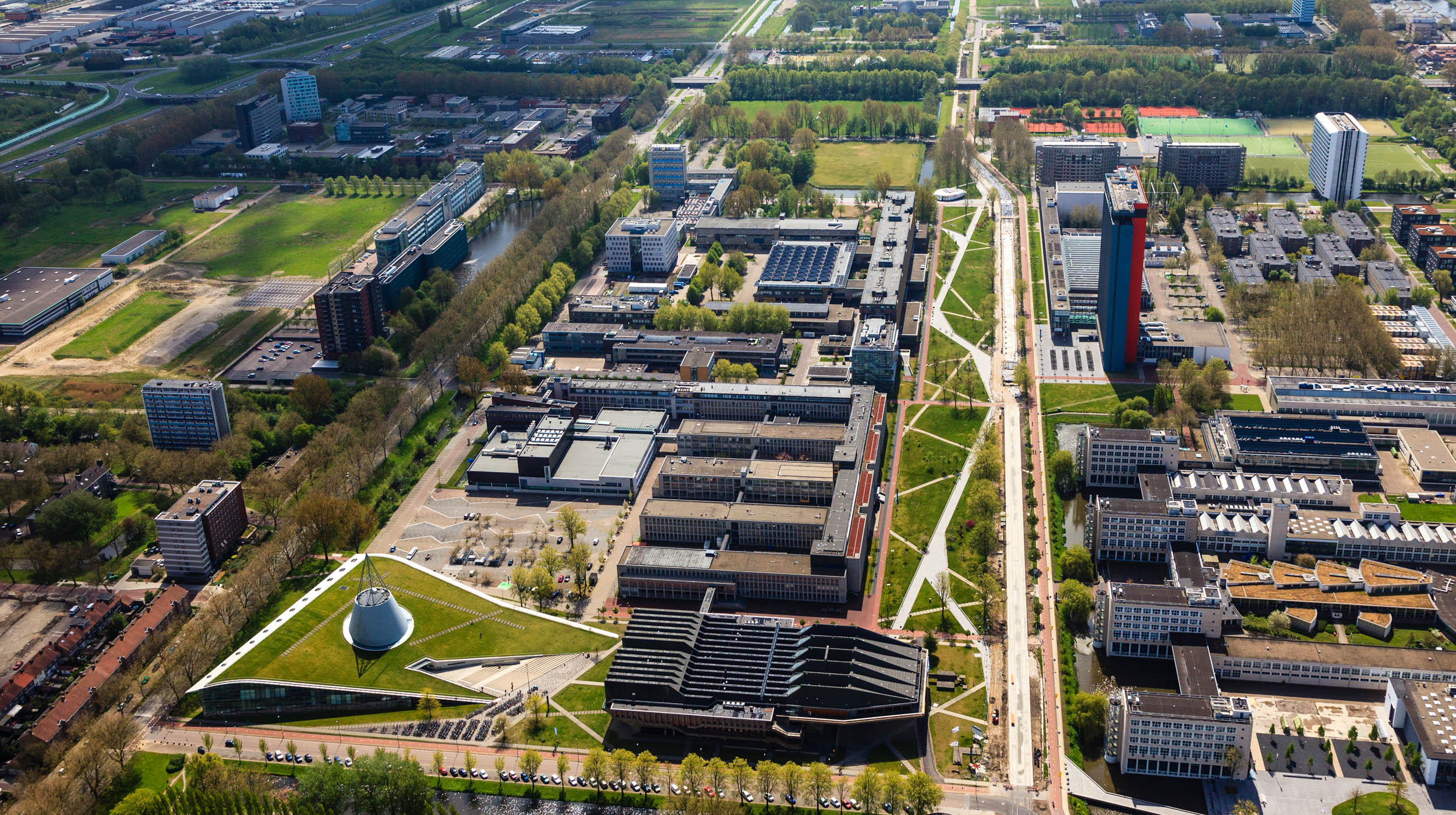 Mekel Park - Campus Delft University of Technology